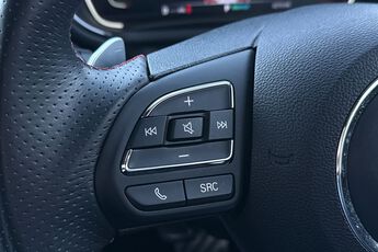 MG MOTOR UK HS, , hi-res