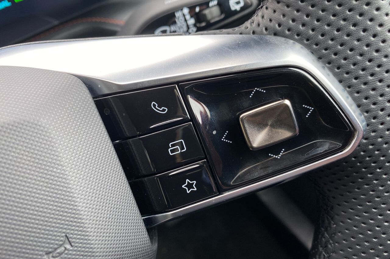 MG MOTOR UK HS, , hi-res