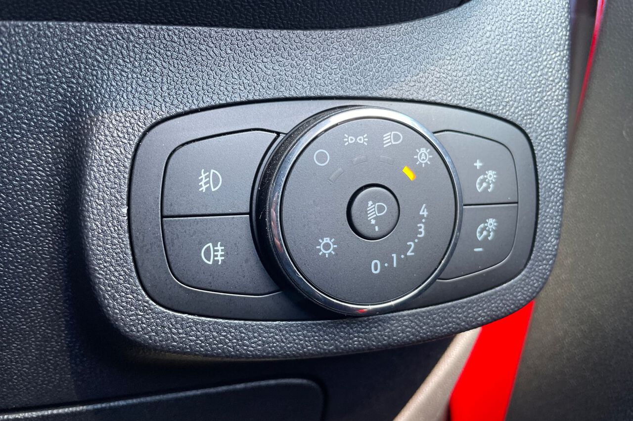 FORD FIESTA, , hi-res
