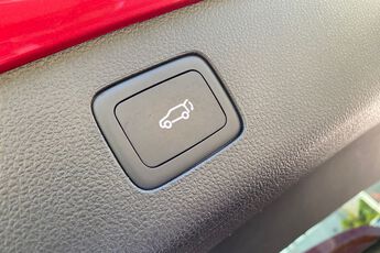MG MOTOR UK HS, , hi-res