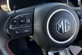 MG MOTOR UK ZS, , hi-res