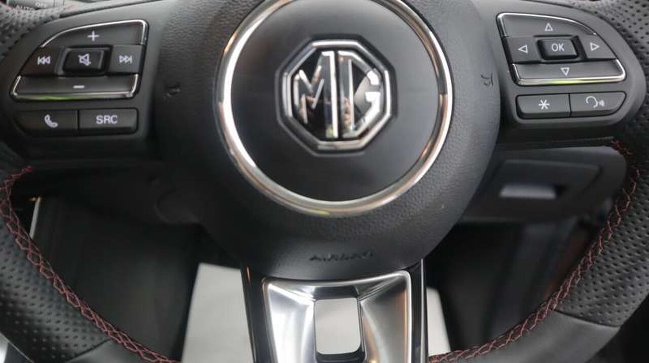 MG MOTOR UK HS, , hi-res