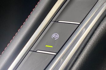 MG MOTOR UK HS, , hi-res
