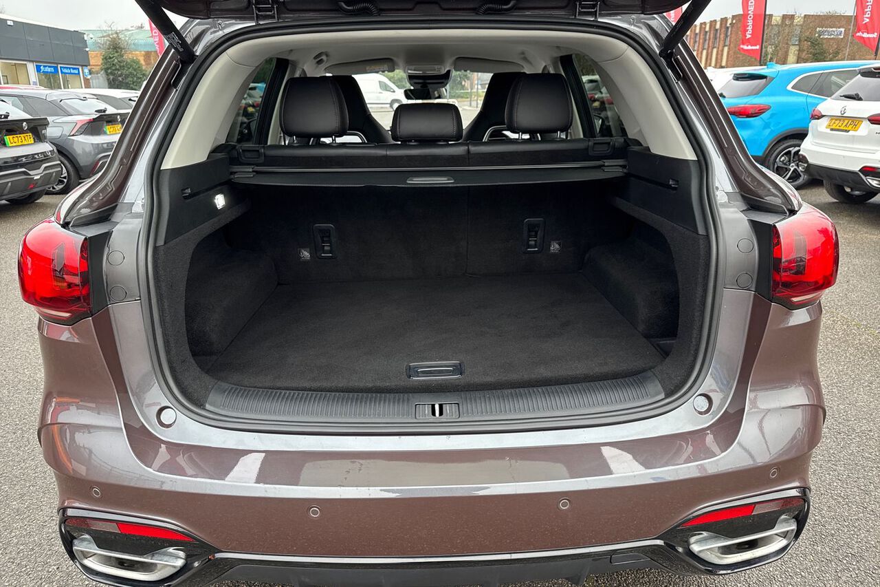 MG MOTOR UK HS, , hi-res