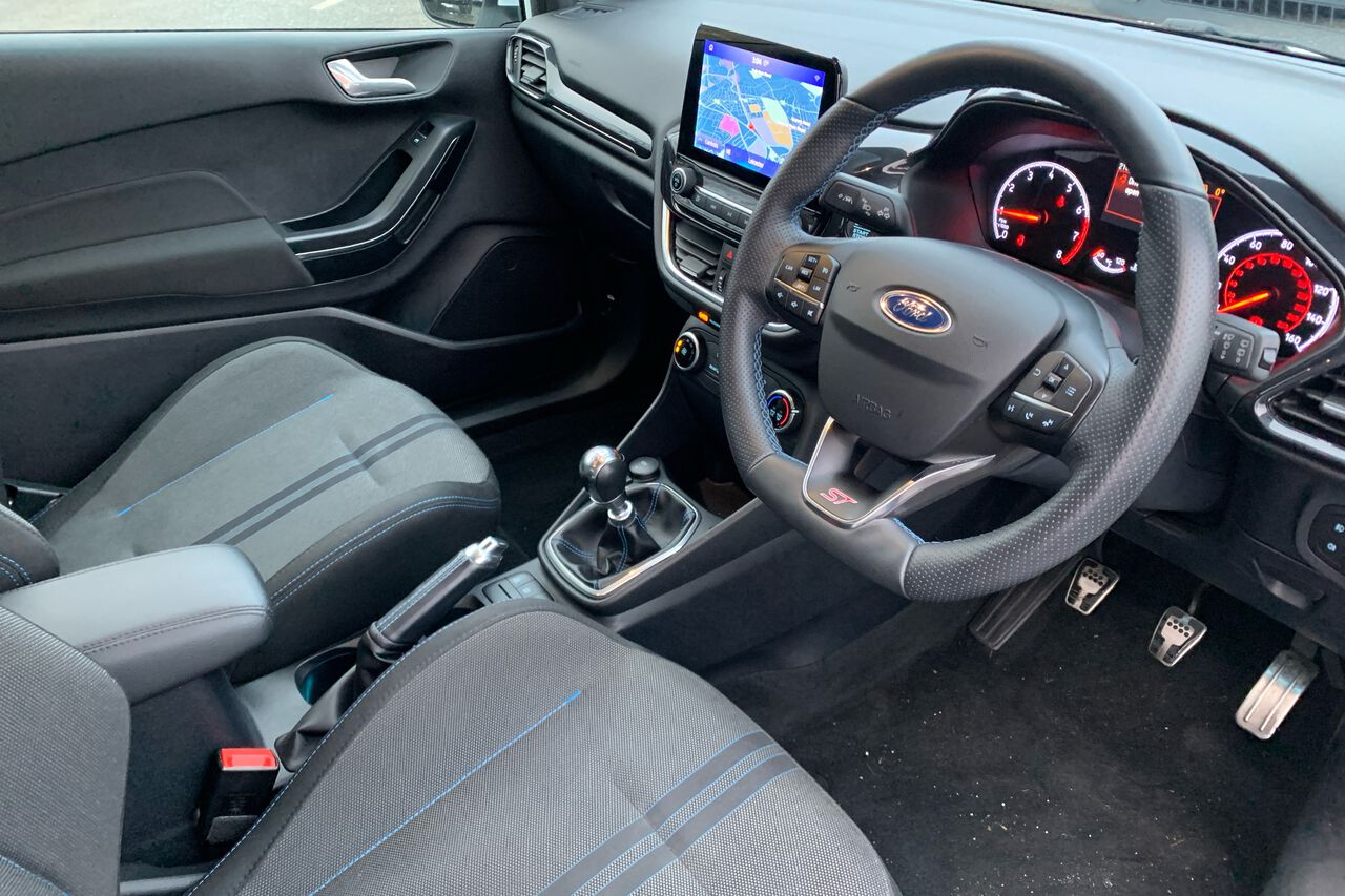 FORD FIESTA, , hi-res