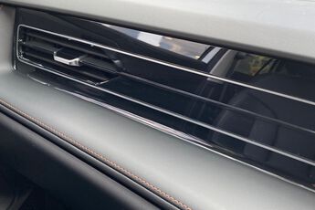 MG MOTOR UK HS, , hi-res