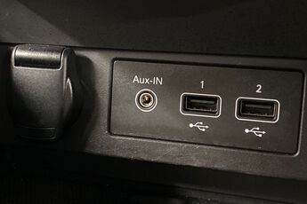 RENAULT CLIO, , hi-res