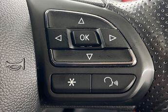 MG MOTOR UK HS, , hi-res
