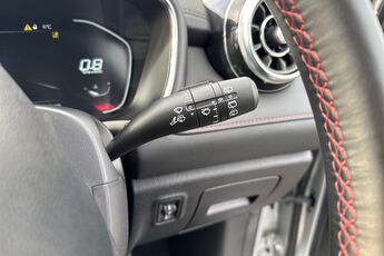 MG MOTOR UK HS, , hi-res