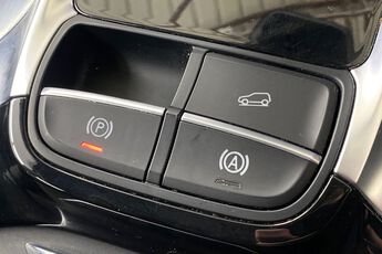 MG MOTOR UK HS, , hi-res
