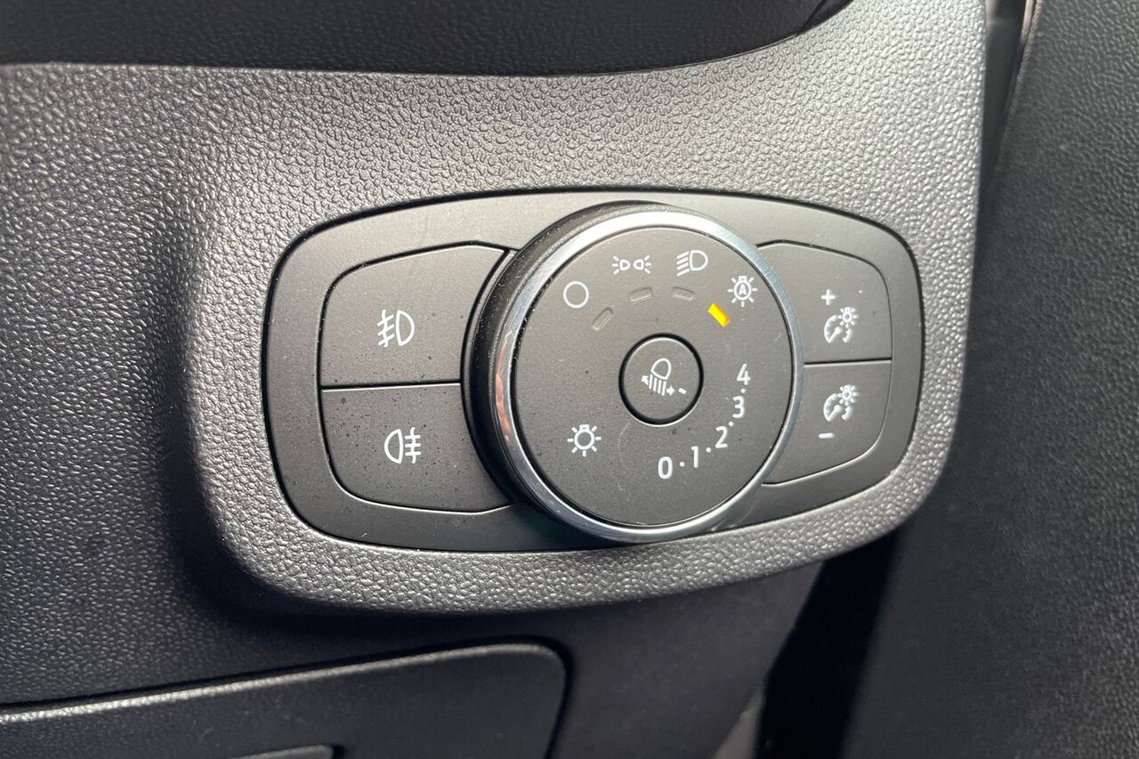 FORD FIESTA, , hi-res