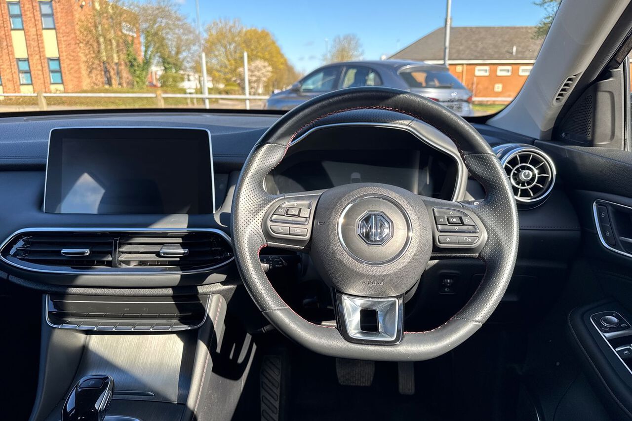 MG MOTOR UK HS, , hi-res
