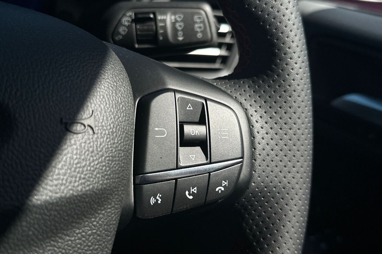 FORD FOCUS, , hi-res