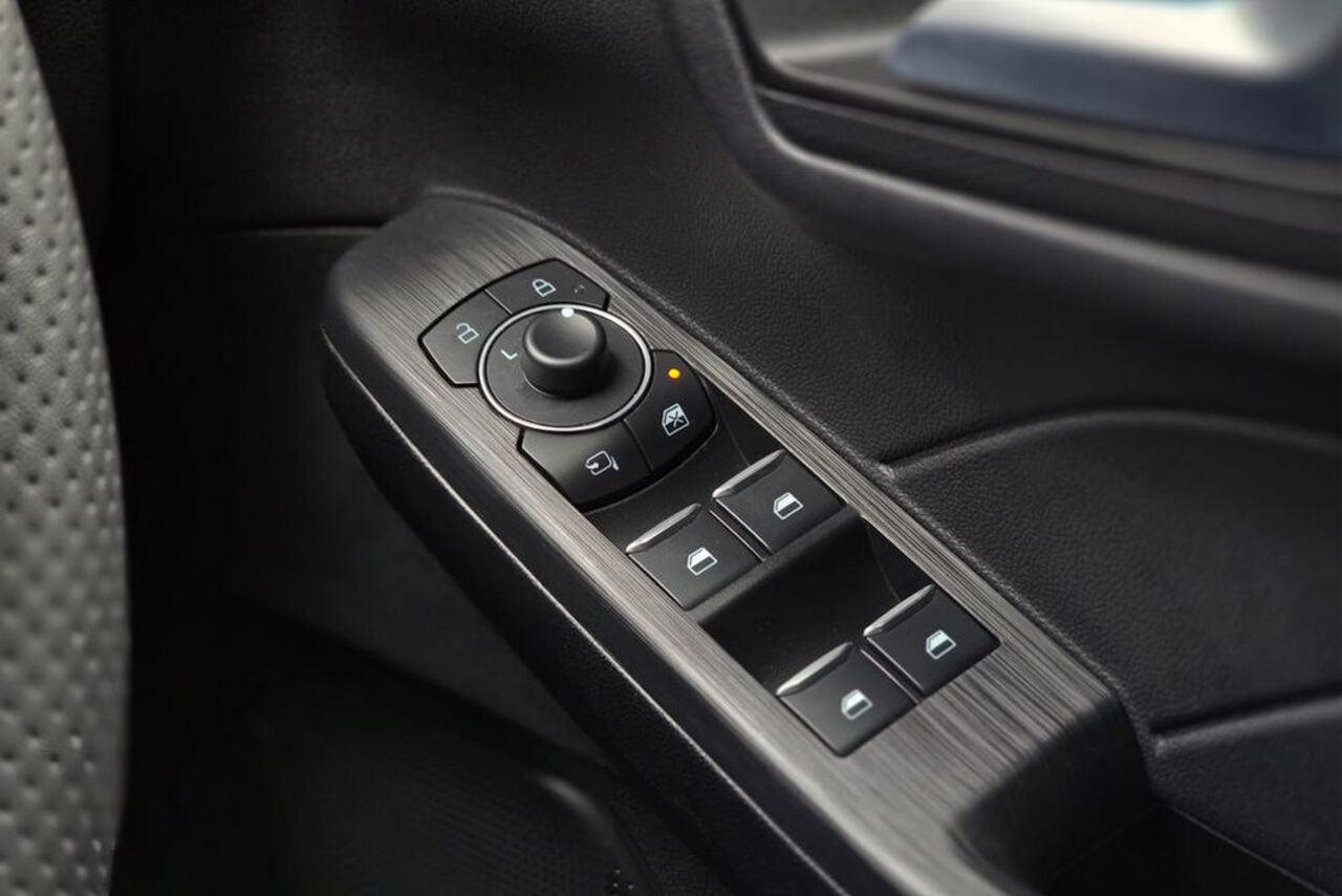 FORD KUGA, , hi-res