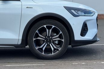 FORD FOCUS, , hi-res