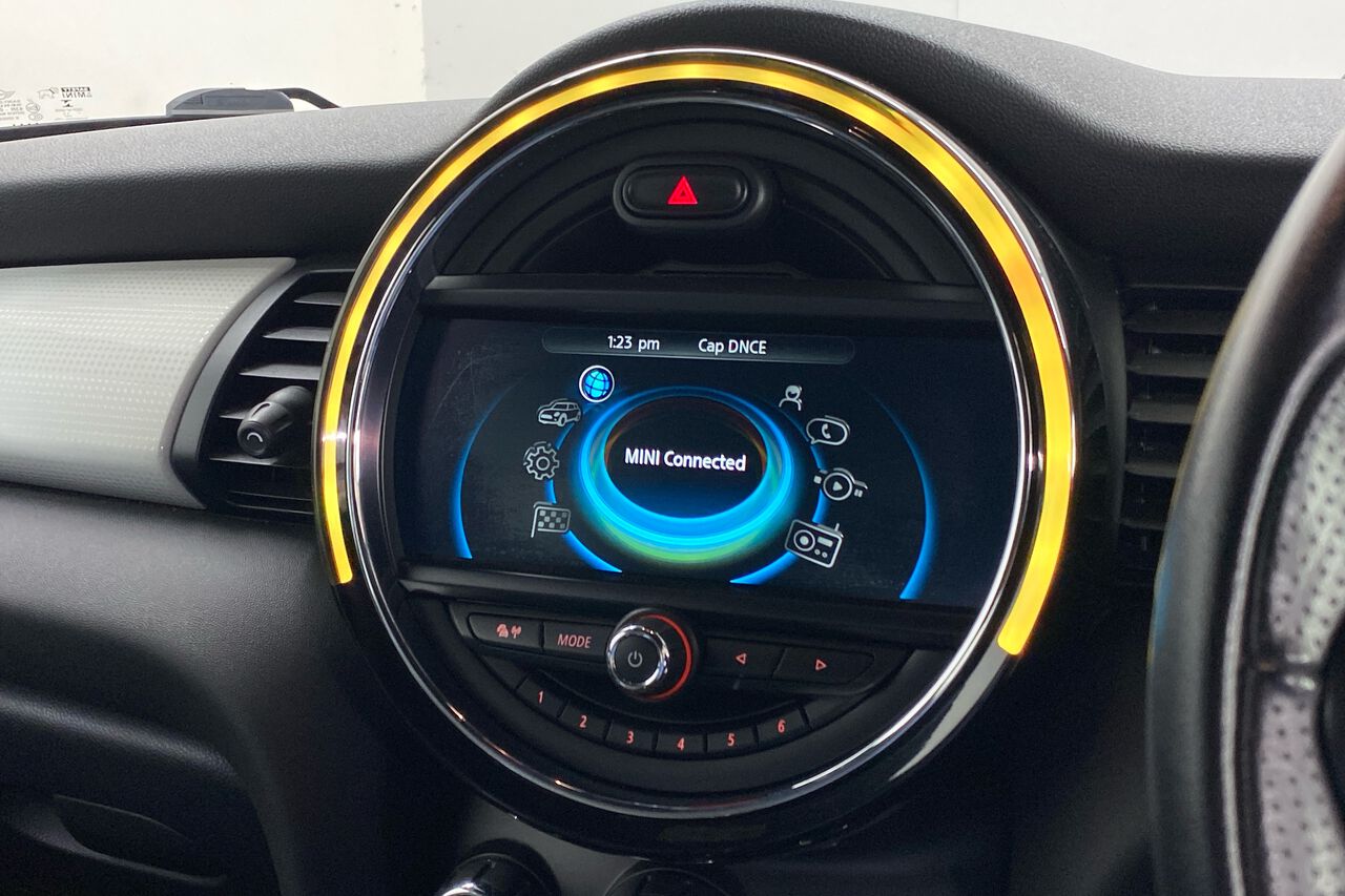 MINI HATCHBACK, , hi-res