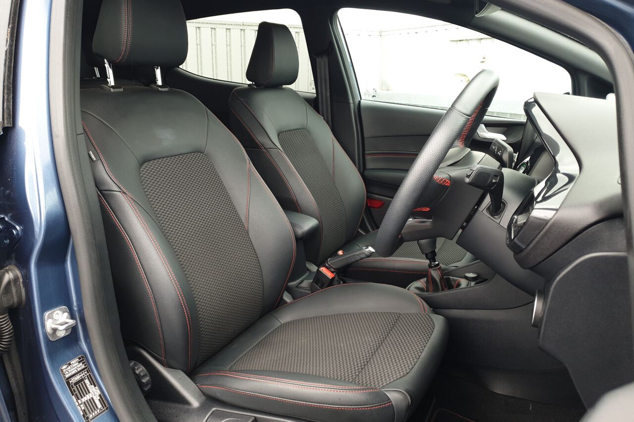FORD FIESTA, , hi-res