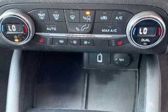 FORD FOCUS, , hi-res
