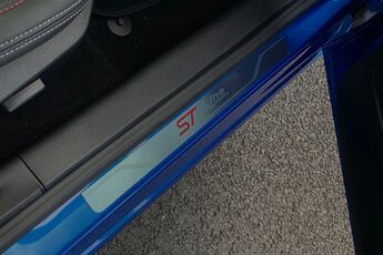 FORD FOCUS, , hi-res