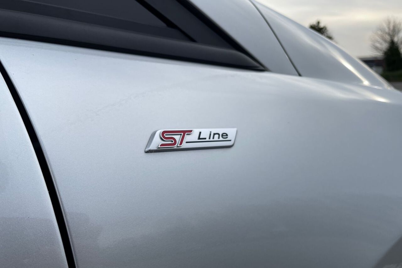 FORD FIESTA, , hi-res