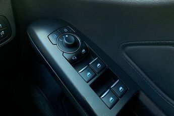 FORD FOCUS, , hi-res