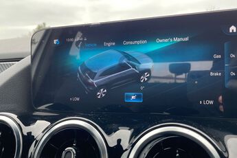 MERCEDES-BENZ GLA, , hi-res