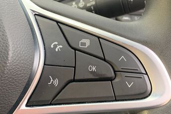 RENAULT CLIO, , hi-res
