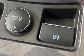 FORD KUGA VIGNALE, , hi-res