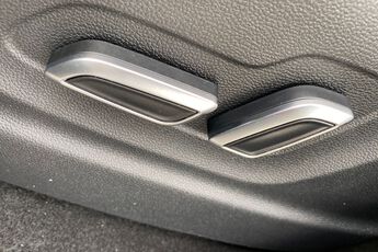 MG MOTOR UK HS, , hi-res