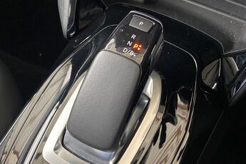 PEUGEOT 208, , hi-res