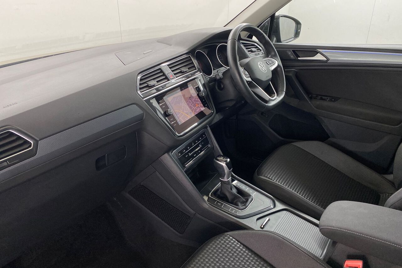VOLKSWAGEN TIGUAN, , hi-res