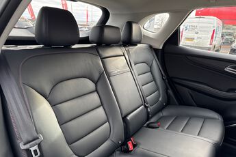 MG MOTOR UK HS, , hi-res