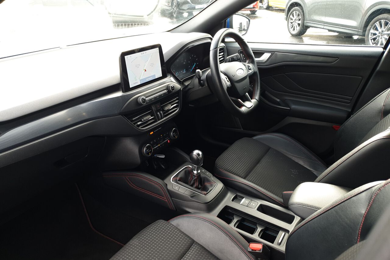 FORD FOCUS, , hi-res
