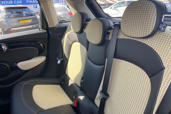 MINI HATCHBACK, , hi-res