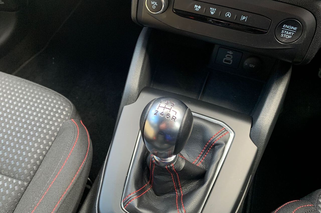 FORD FOCUS, , hi-res