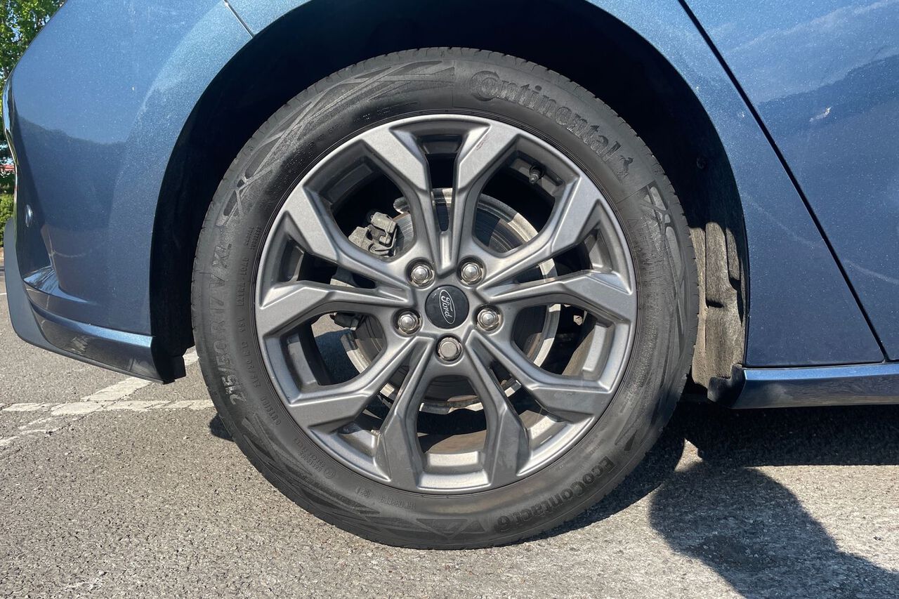 FORD FOCUS, , hi-res