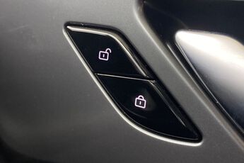 MG MOTOR UK HS, , hi-res