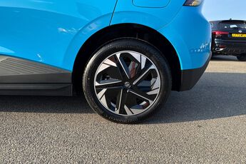 MG MOTOR UK MG4, , hi-res