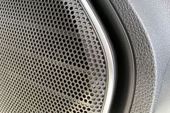 MG MOTOR UK HS, , hi-res