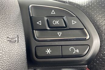 MG MOTOR UK HS, , hi-res