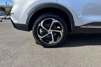 MG MOTOR UK HS, , hi-res