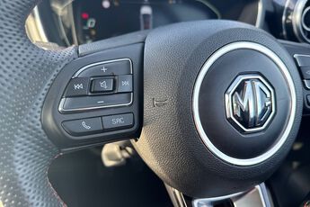 MG MOTOR UK HS, , hi-res