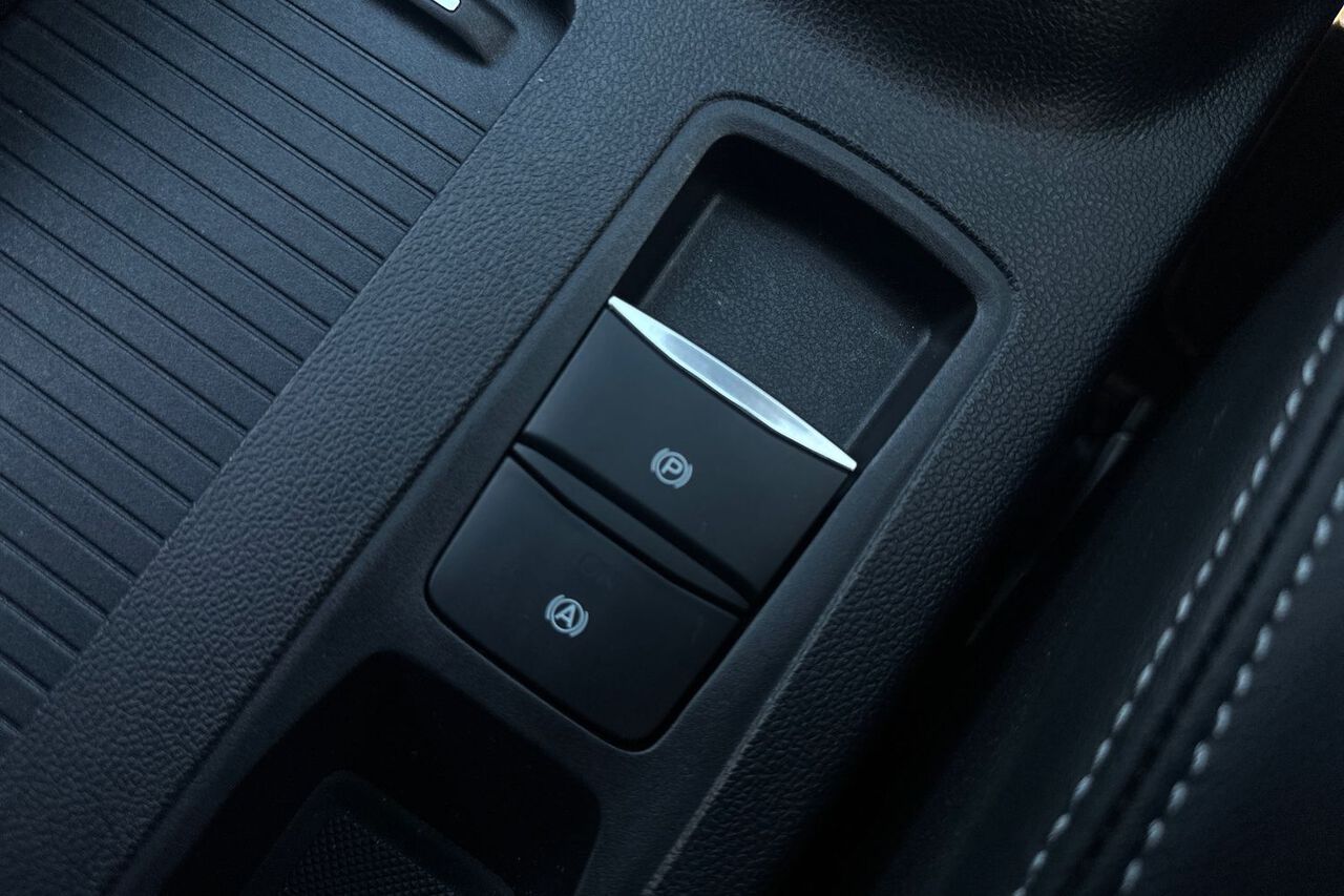 FORD FOCUS, , hi-res