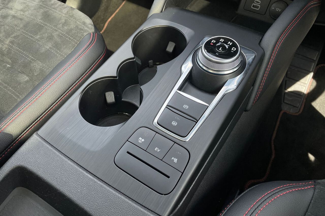 FORD KUGA, , hi-res