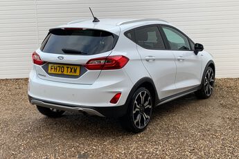 FORD FIESTA, , hi-res