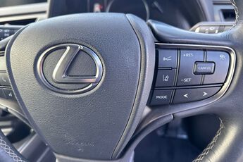 LEXUS UX, , hi-res