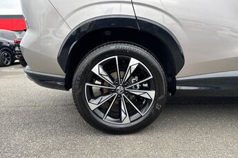 MG MOTOR UK HS, , hi-res