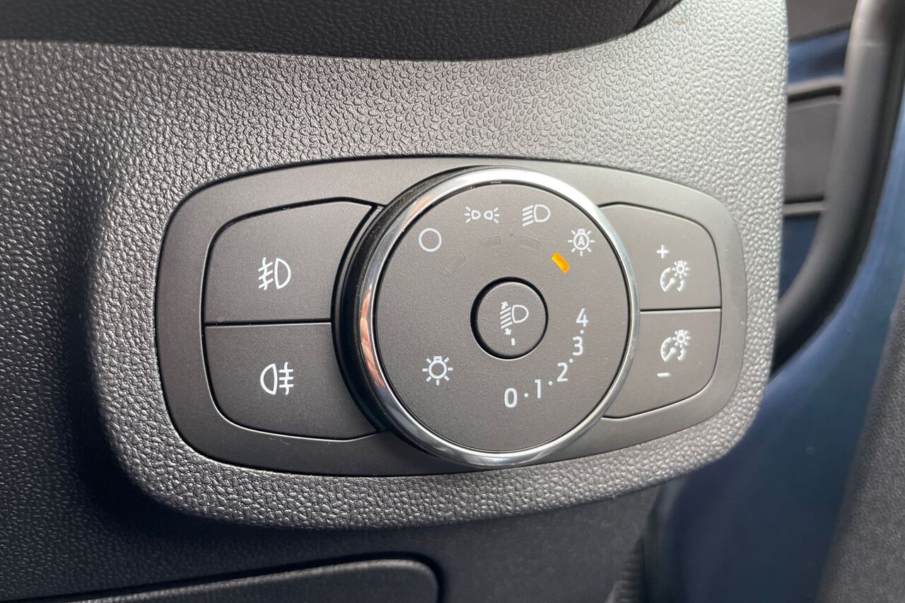 FORD FIESTA, , hi-res