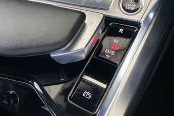 AUDI E-TRON, , hi-res
