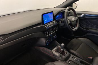 FORD FOCUS, , hi-res